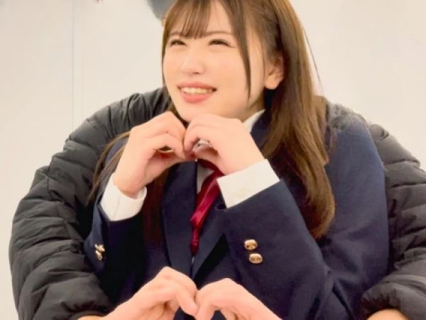 【制服美少女の背徳デート】笑顔が可愛い素人娘とホテルでハメ撮り！桃色オマ○コをオジさんに独占されて…濡れまくりSEX！