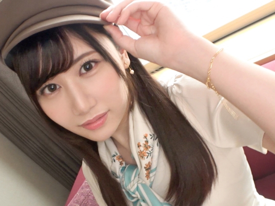 【無毛美少女の快楽堕ち】『気持ち良すぎる…』キュートなロリっ娘がパイパンマ○コを激しく突かれ、快感に溺れる！無毛の秘部が肉棒で拡げられ、エッチな声を上げながら感じまくる姿は必見♡