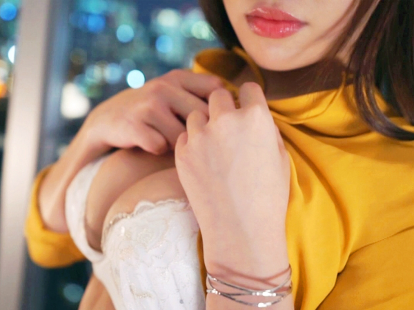 【美巨乳素人】「AVで美しくなりたい…」スタイル抜群の美女が、鬼ピストンで激しく突かれ、美しさとエロさの限界突破！淫らな喘ぎ声でイキまくる濃厚SEX！♡