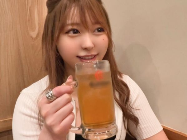 【中学卒業以来の再会】『久しぶりすぎて…』インフルエンサーになった幼馴染と禁断のSEX！電マ責め＆激ピストンで悶絶アクメ連発！昔の面影はどこへ…？♡