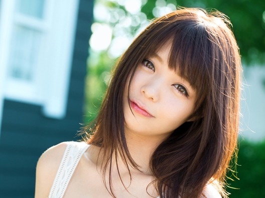 【貧乳素人娘たちの大胆プレイ】控えめバストが超キュート！あどけない制服姿や体育着で、フェラチオやエッチなポーズを大胆披露♡ロリフェイスと小さな胸のギャップに興奮間違いなし！