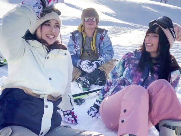 【JDスキー旅行ナンパ】『やばい…気持ち良すぎる…』雪山で確保した女子大生コンビが性欲モンスターに！アヘ顔全開で連続アクメしまくり、痙攣が止まらない！