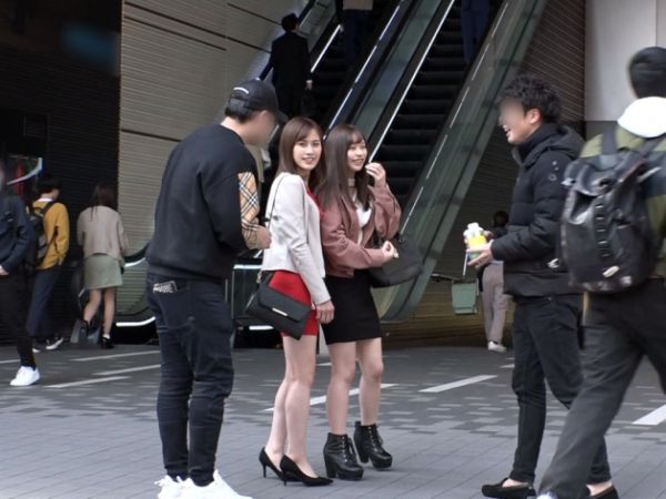 【街角ナンパ！スレンダーOLの無毛まんこに生挿入】『ダメ…でも気持ちいい…』仕事帰りの美人OLをホテルに連れ込み、無毛の秘部に激しくピストン！無責任な種付けで快楽に溺れる姿が超エロい！