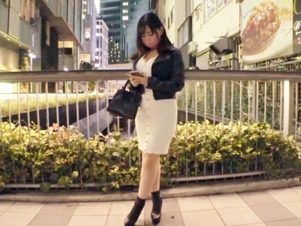 【制服美少女の秘密】『ダメ…誰かに見られちゃう…』ロリっ子JKが教室でこっそりフェラ抜き♥制服姿でエッチなことしちゃう！