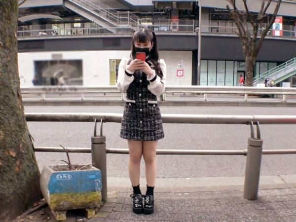 【コンカフェNo.1美少女の淫乱覚醒】『ダメ、イッちゃう！』22歳メイドコス娘がオイルまみれで悶絶絶頂！素人とは思えないエロさでイキまくる！♡